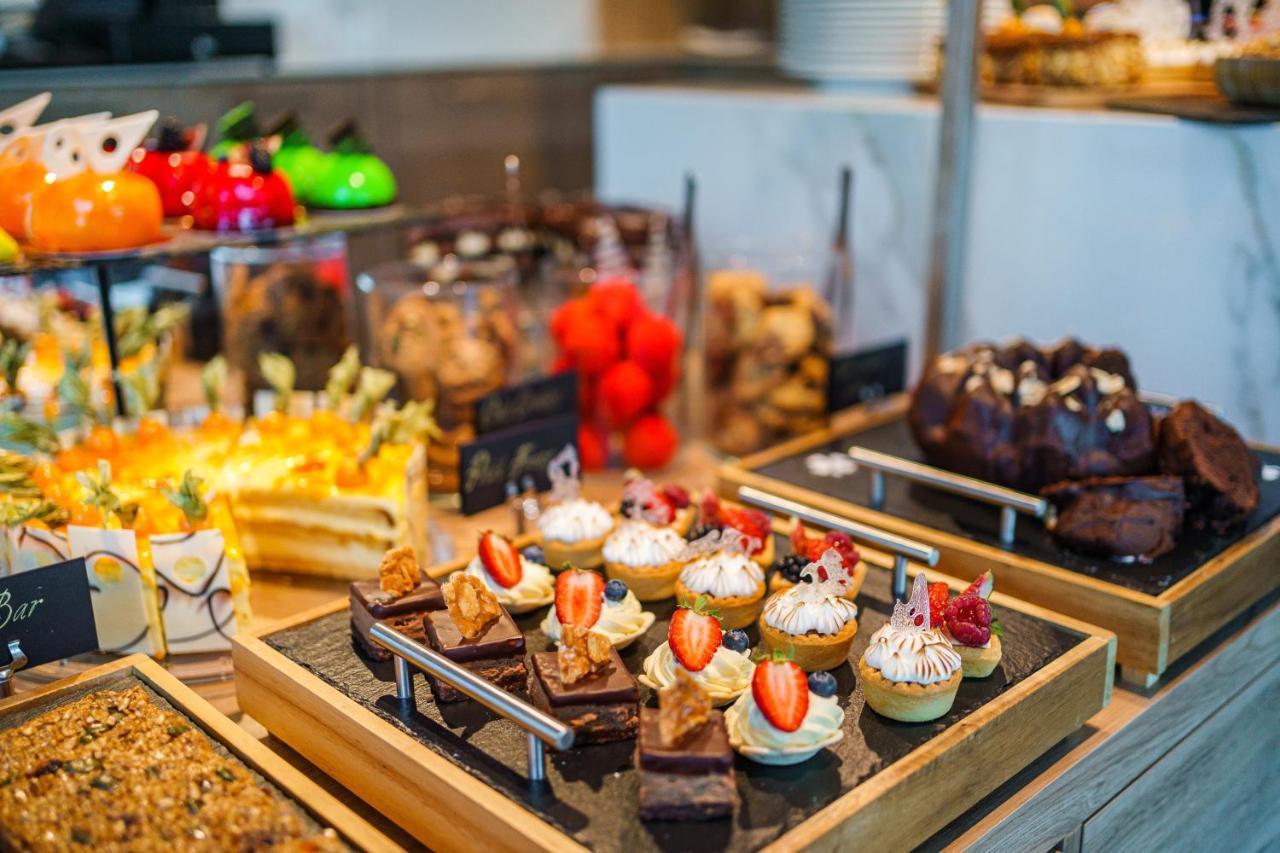 Radisson Hotel Пловдив Экстерьер фото