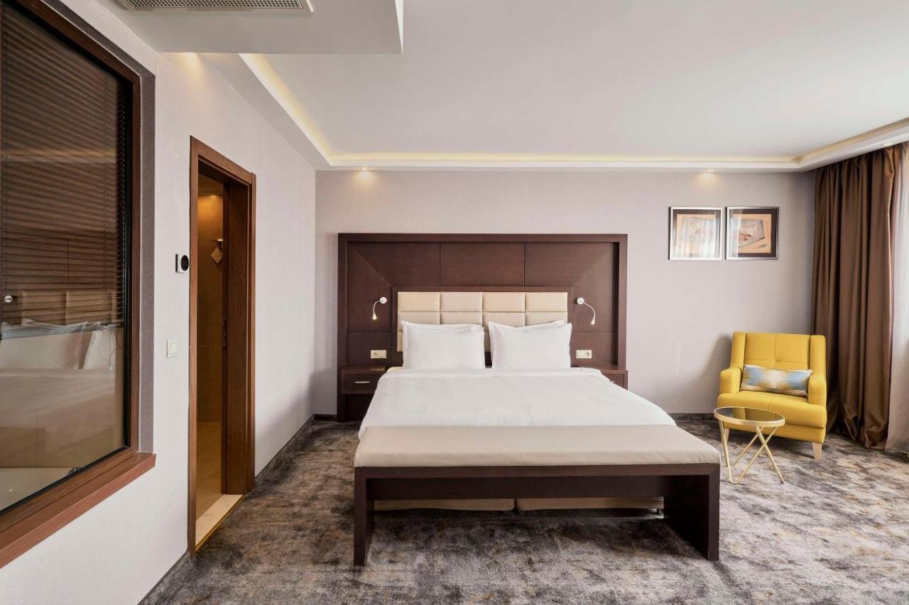 Radisson Hotel Пловдив Экстерьер фото