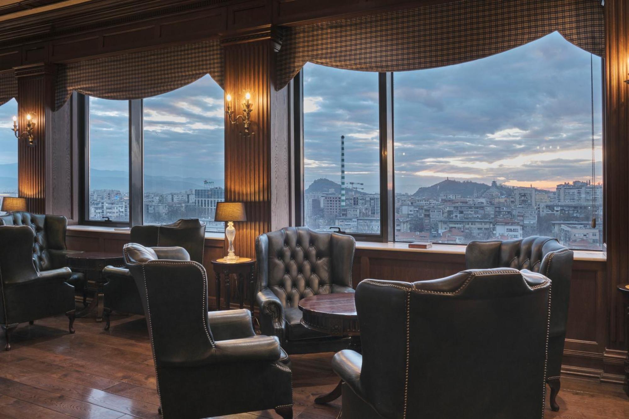Radisson Hotel Пловдив Экстерьер фото