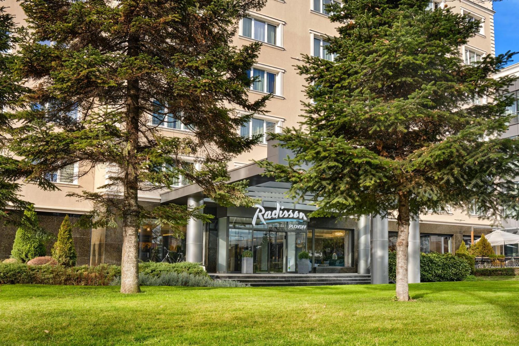 Radisson Hotel Пловдив Экстерьер фото